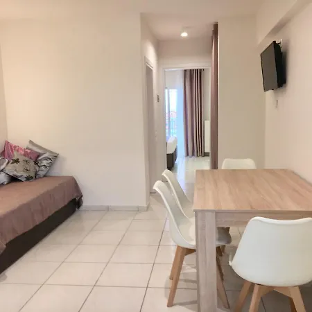 Katerina Apartamento Nea Iraklitsa