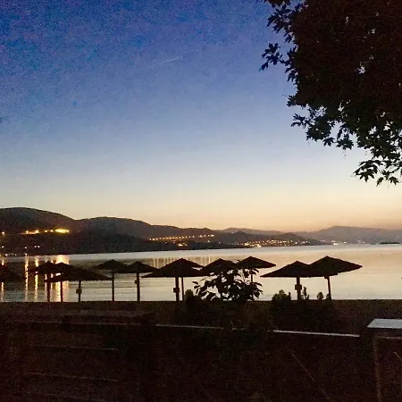 Katerina شقة Nea Iraklitsa