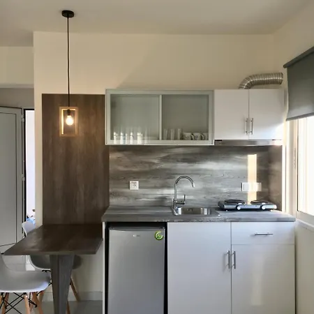 Katerina Apartamento Nea Iraklitsa